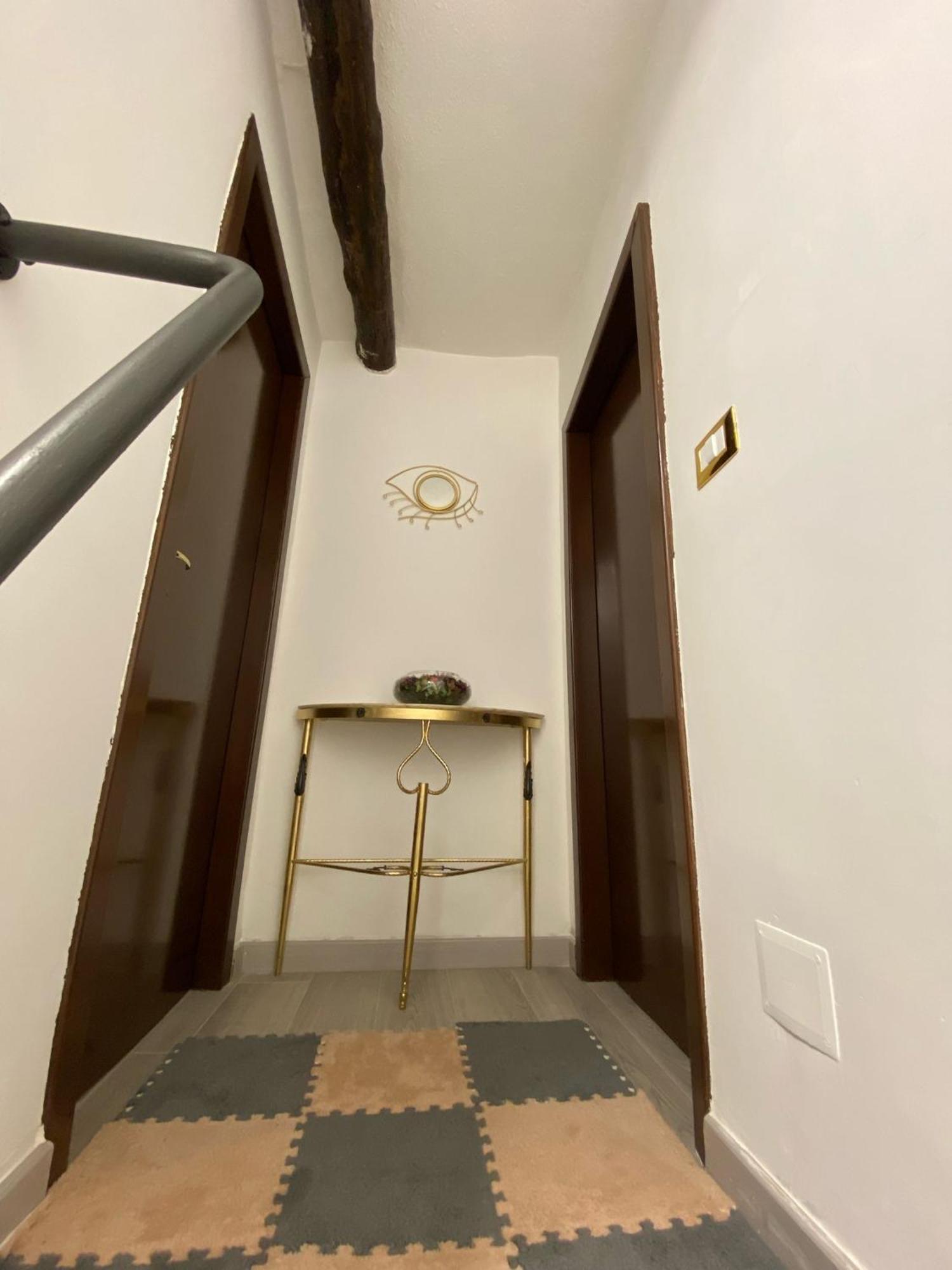 Apartment Donnaregina5