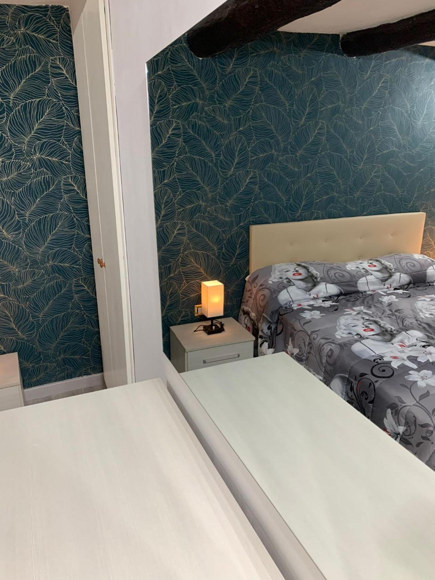 Apartment Donnaregina5